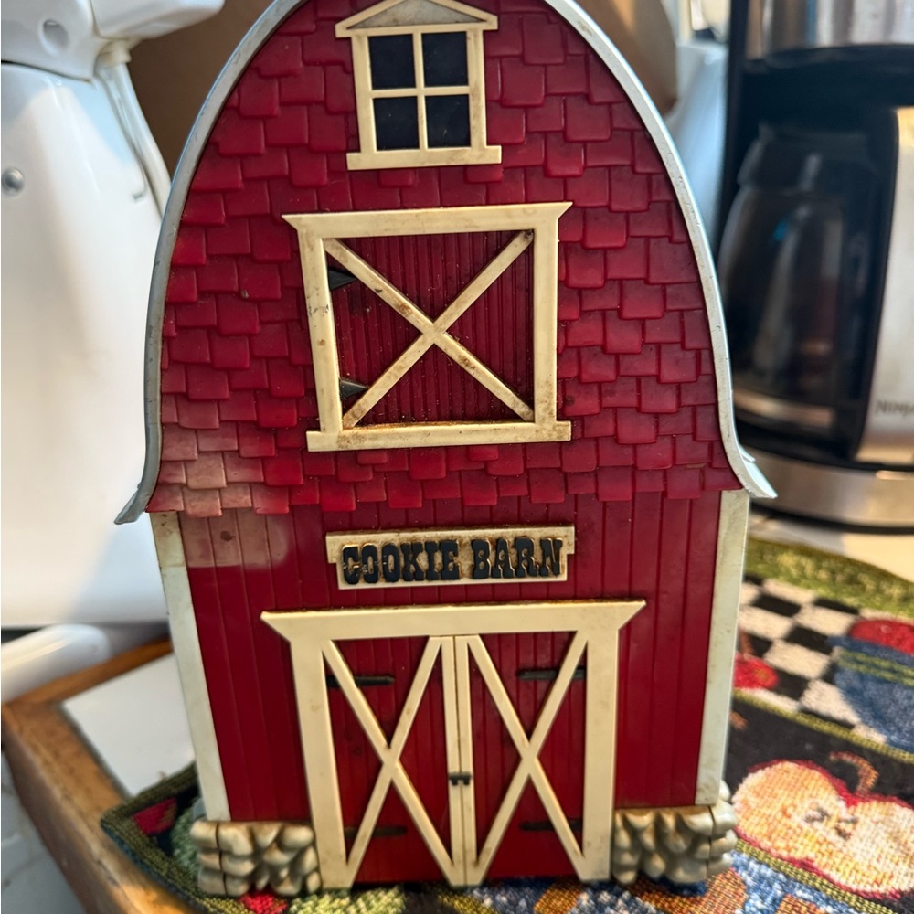 Red Barn Cookie Jar